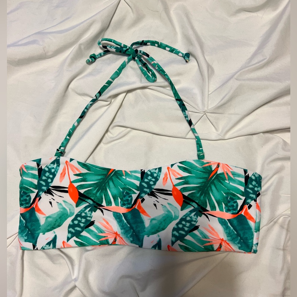 women’s bathing suit top